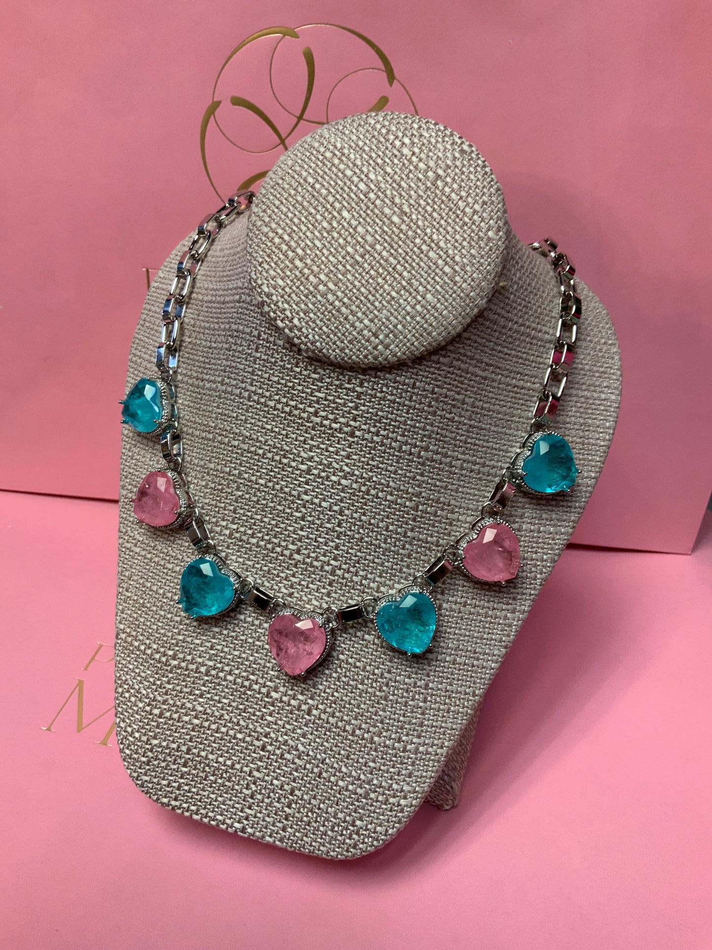 Kris Heart Magnetic Necklace