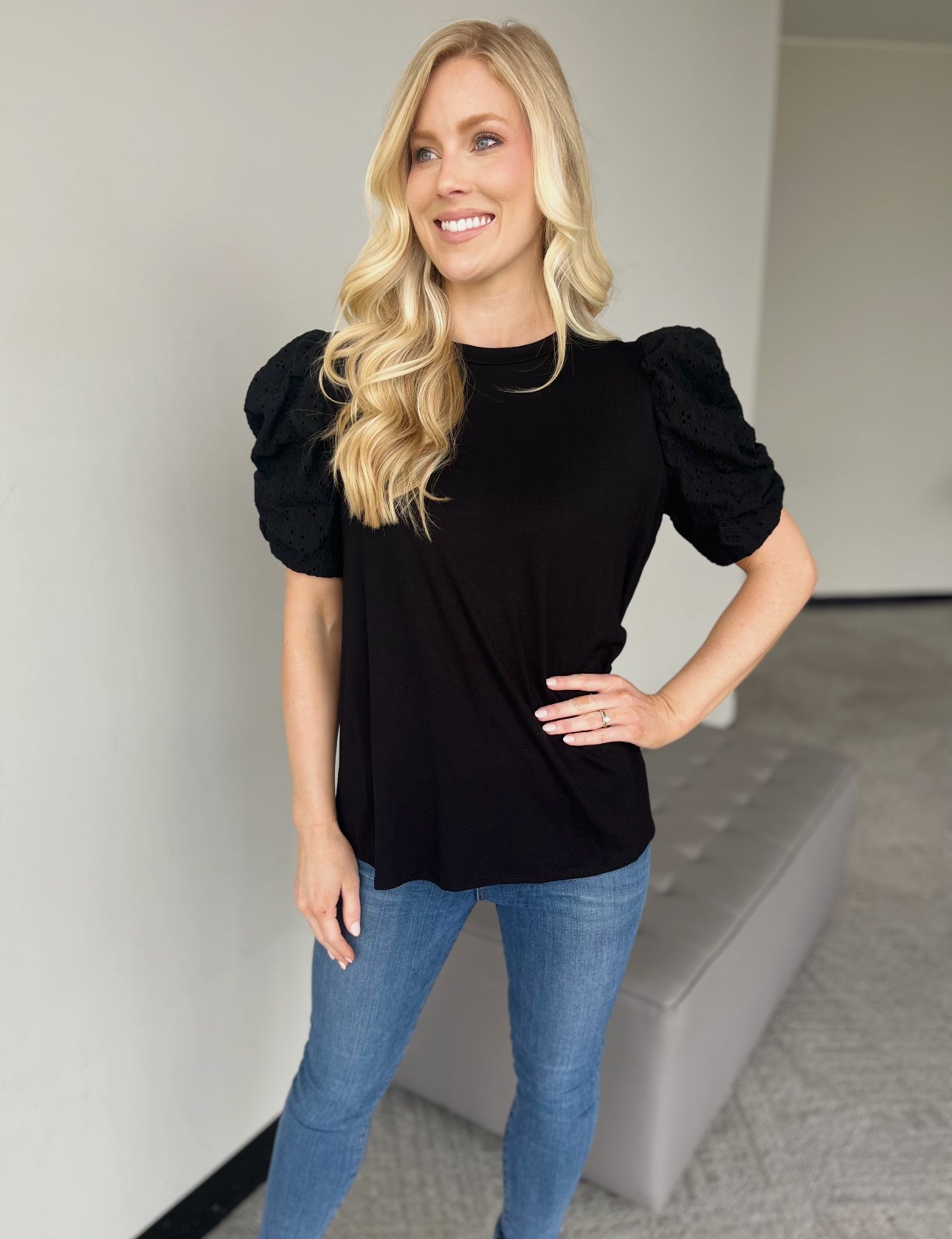 CCT17049 Eyelet Tops