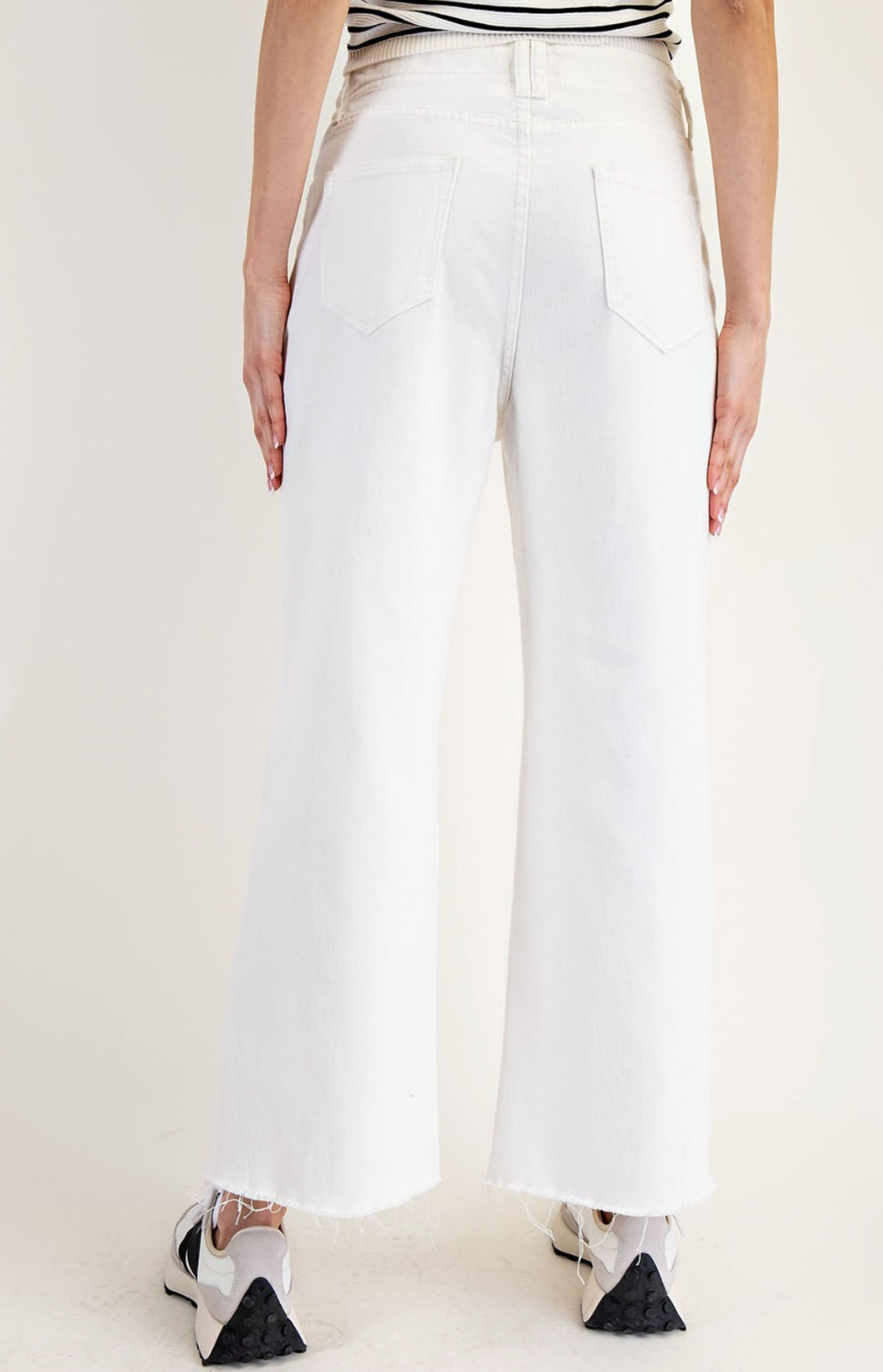 Raw Hem Straight Leg Pant