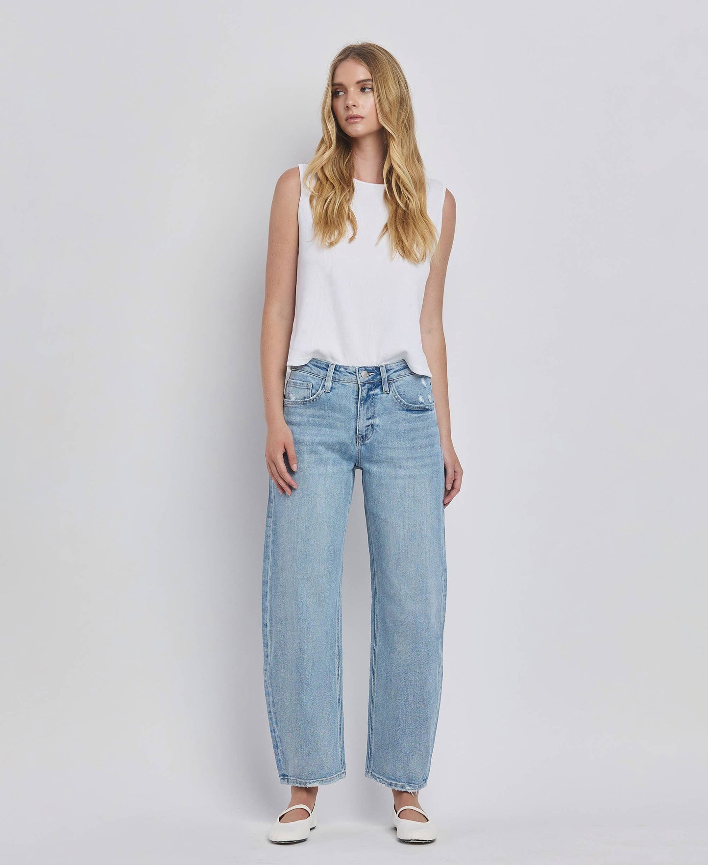 HIGH RISE BARREL LEG JEANS LV1407