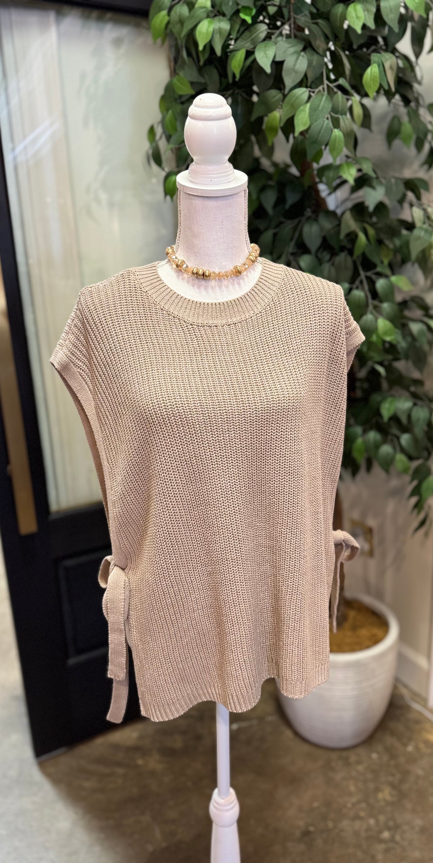 Side tie knit blouse