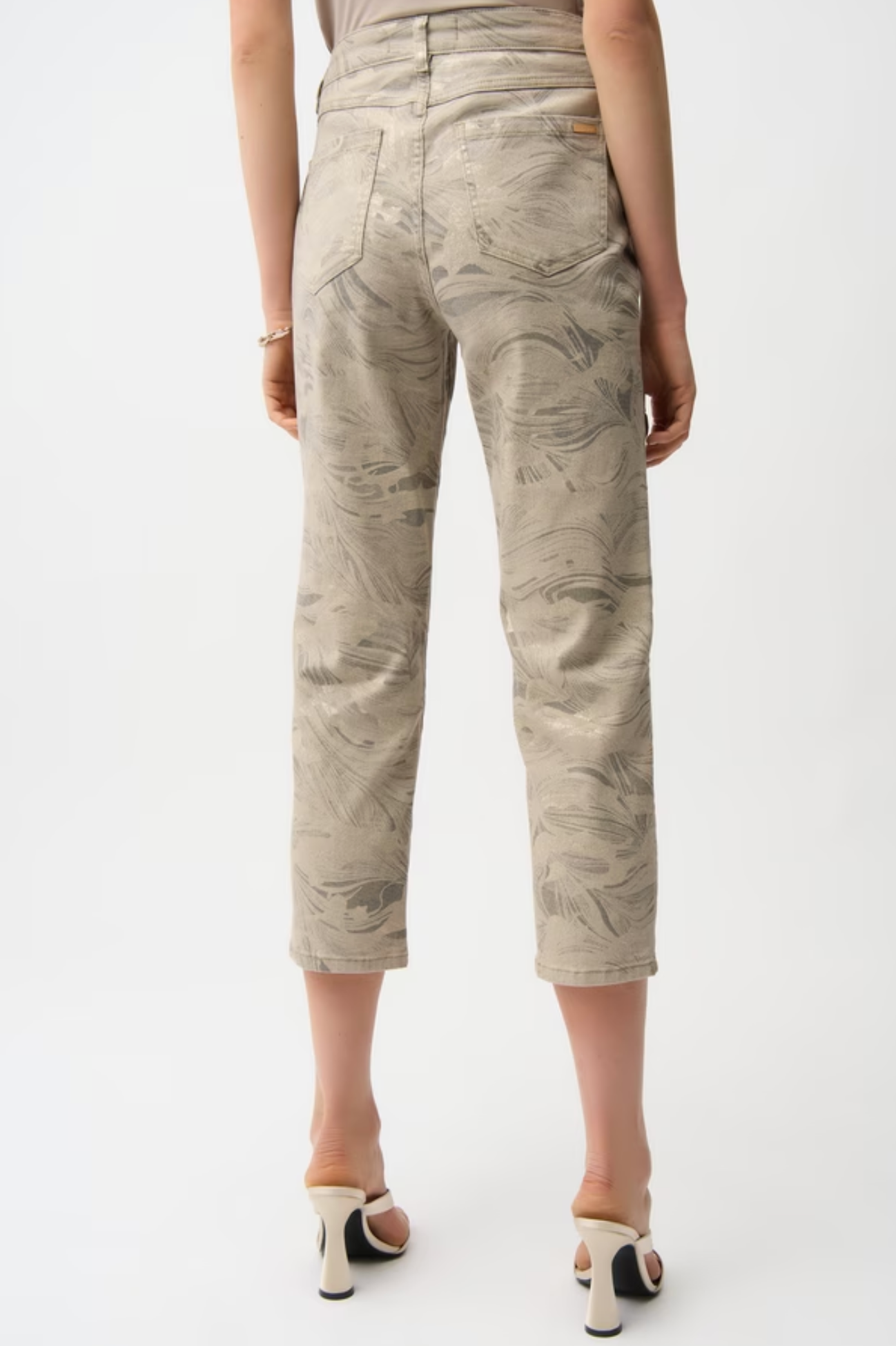 Slim Cropped Floral Trousers Style 261959