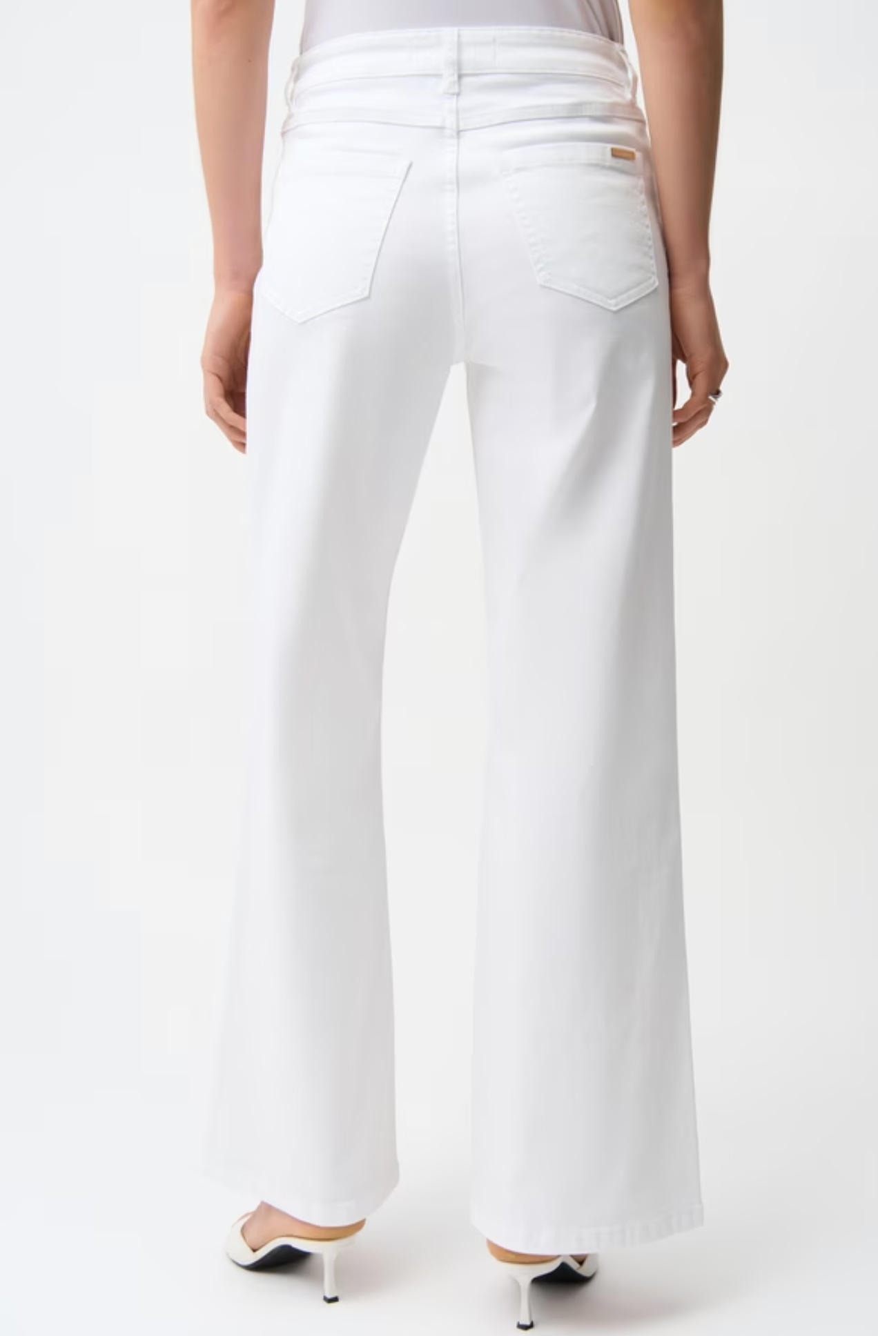 Joseph Ribkoff Classic Wide-Leg Stretch Jeans Style 251968XCO