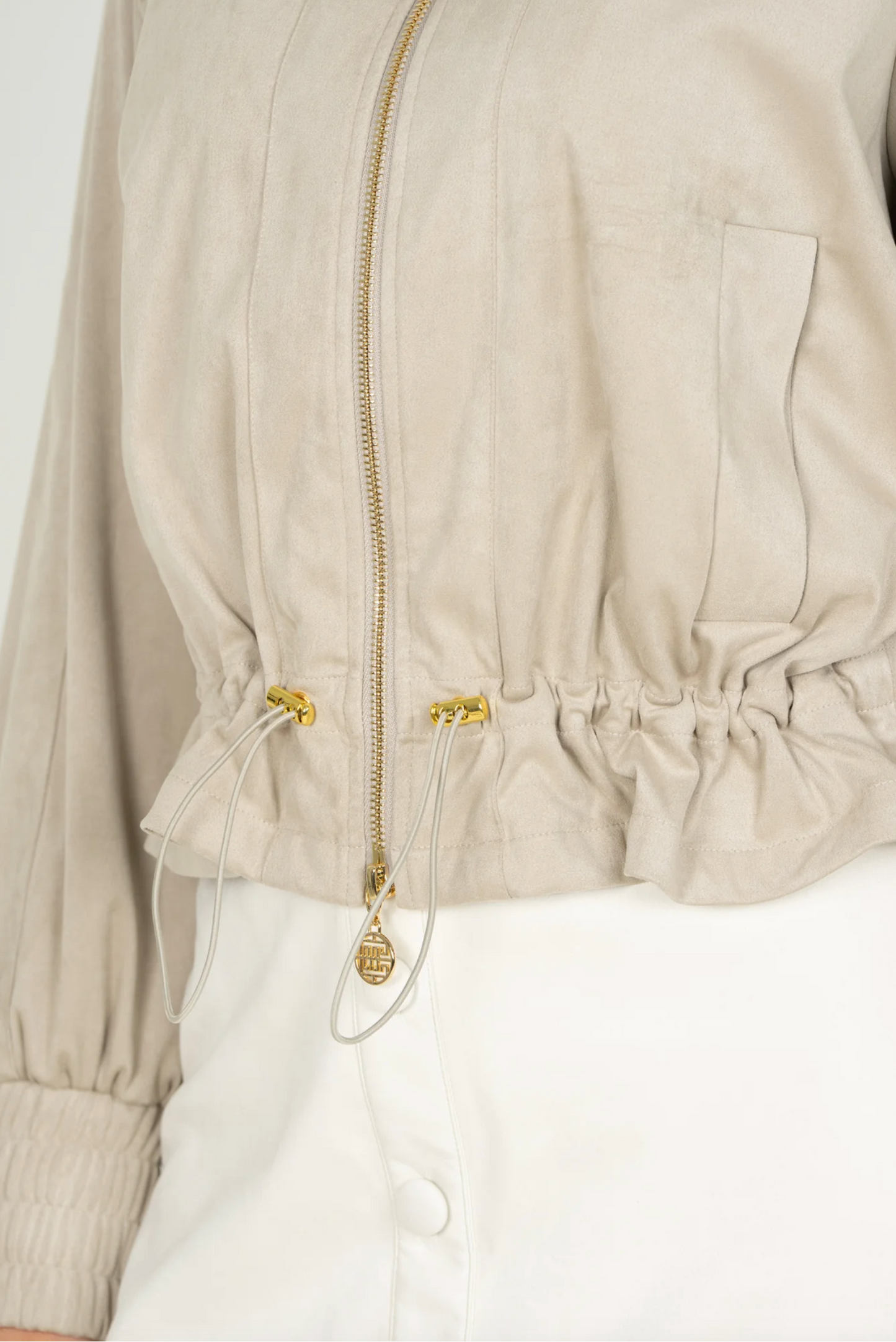 The Bailey Bomber | Dove