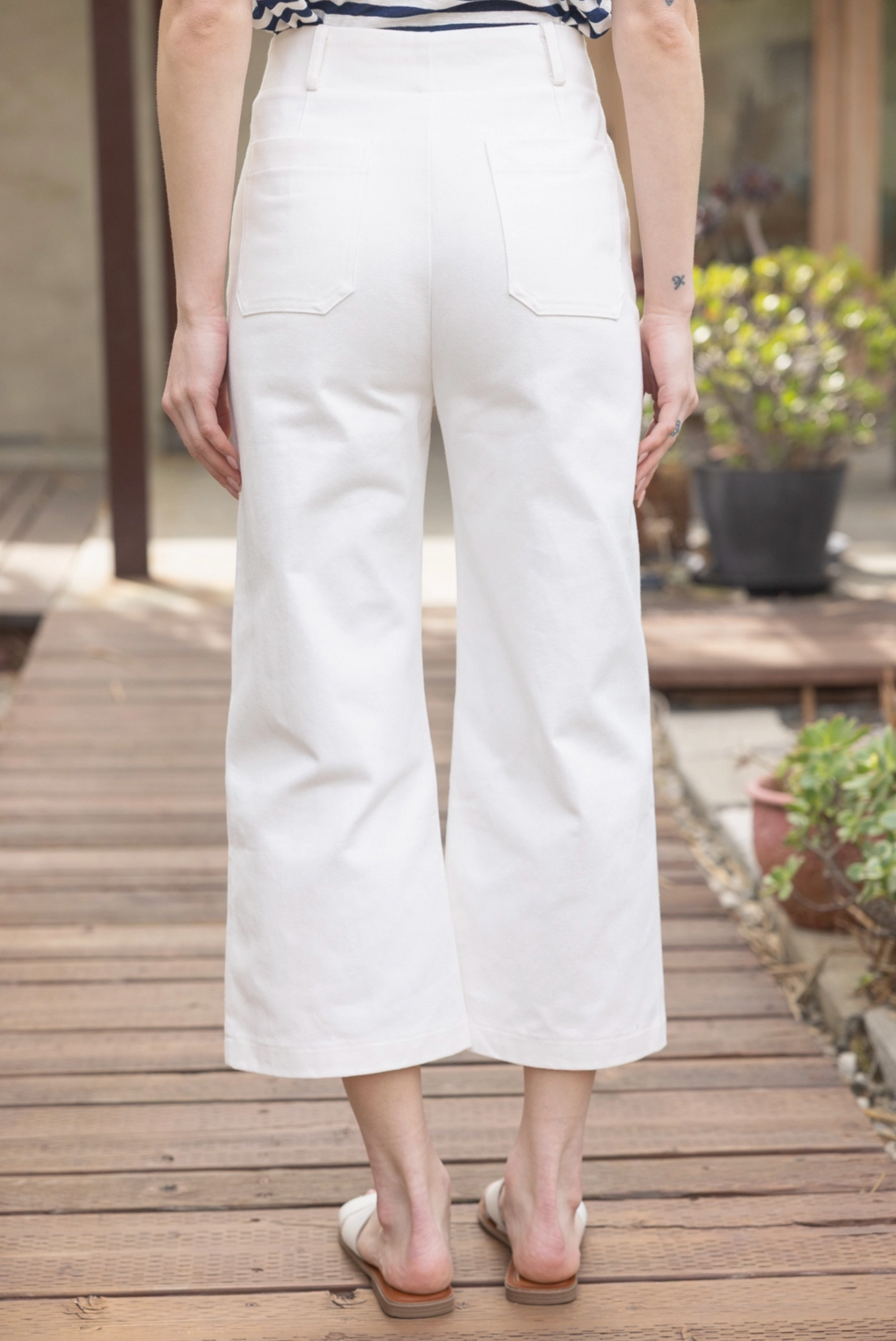 Gold Button Double Pocket Straight Legs Pants