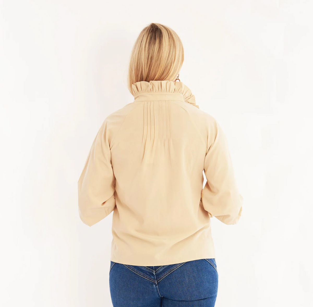The Plato Top in Almond