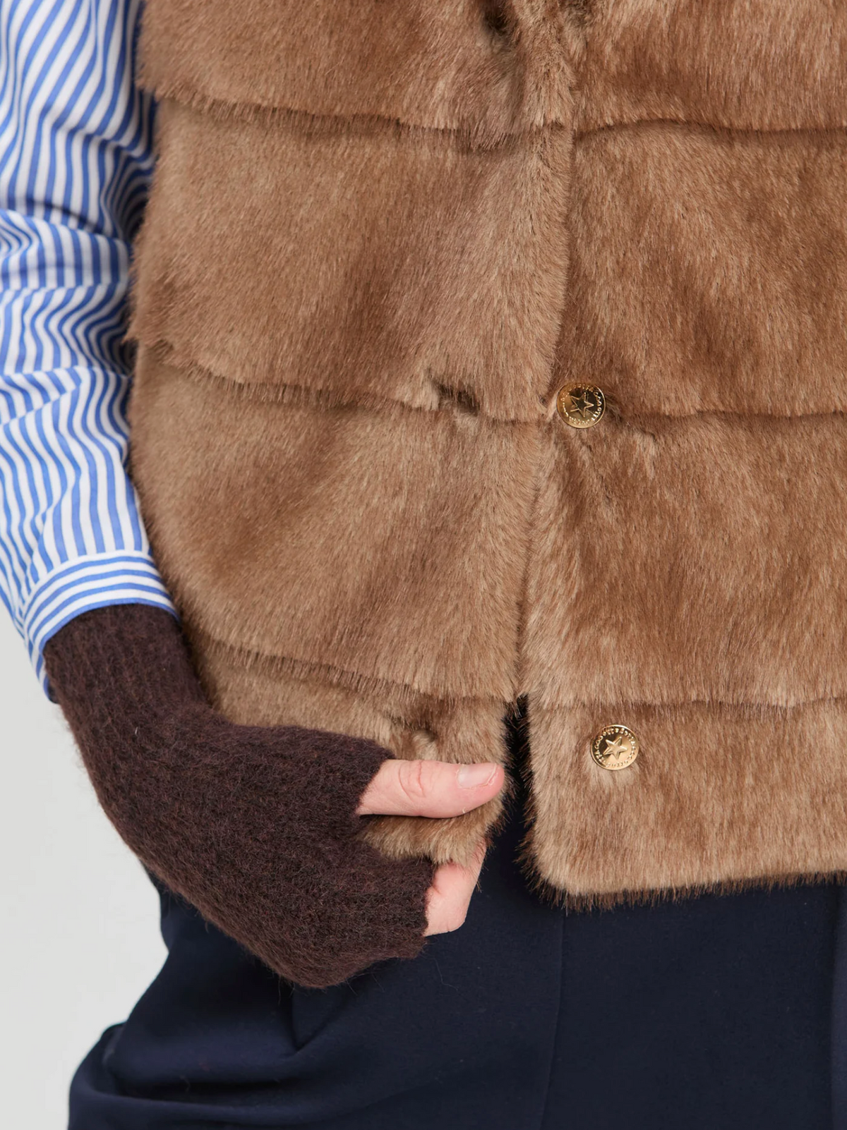 CAMEL FUR VEST