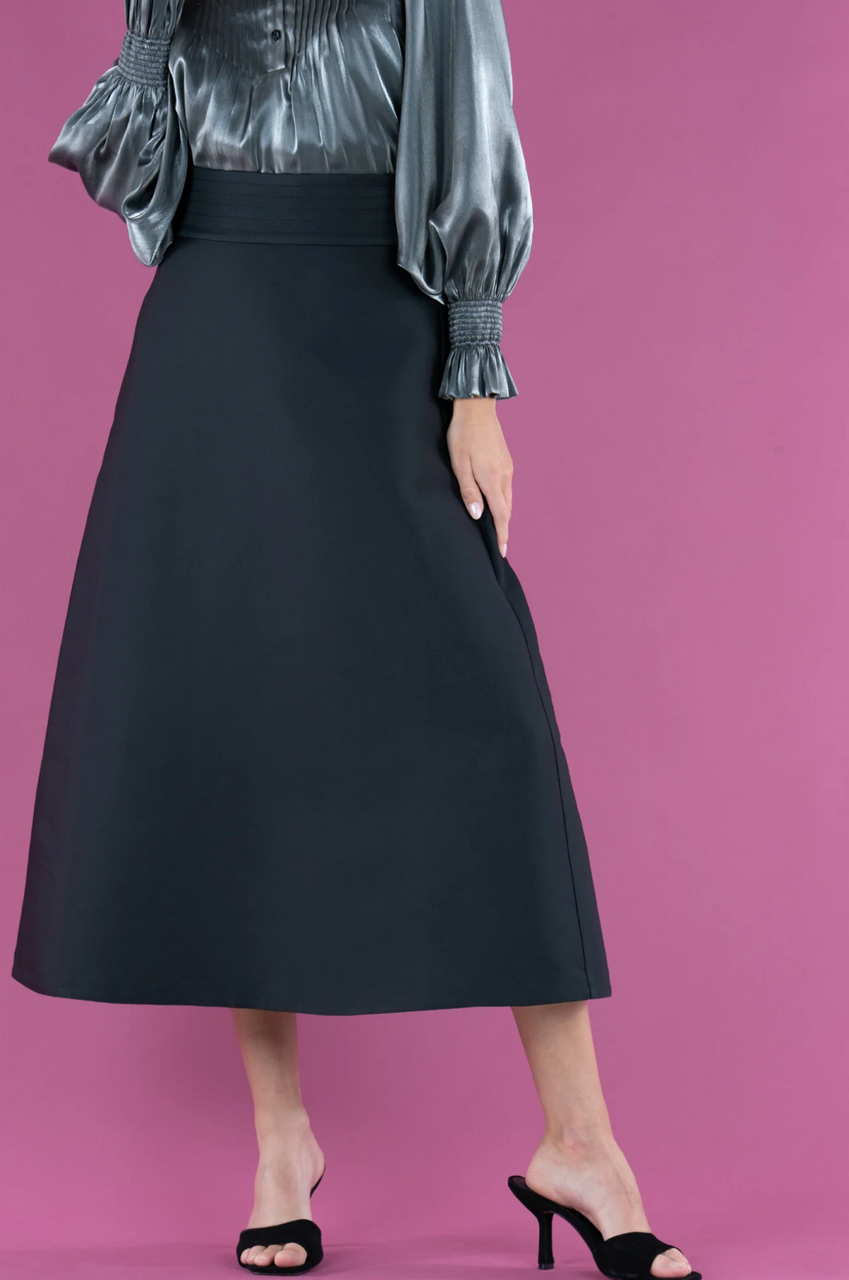 Sable Skirt | Black Tie
