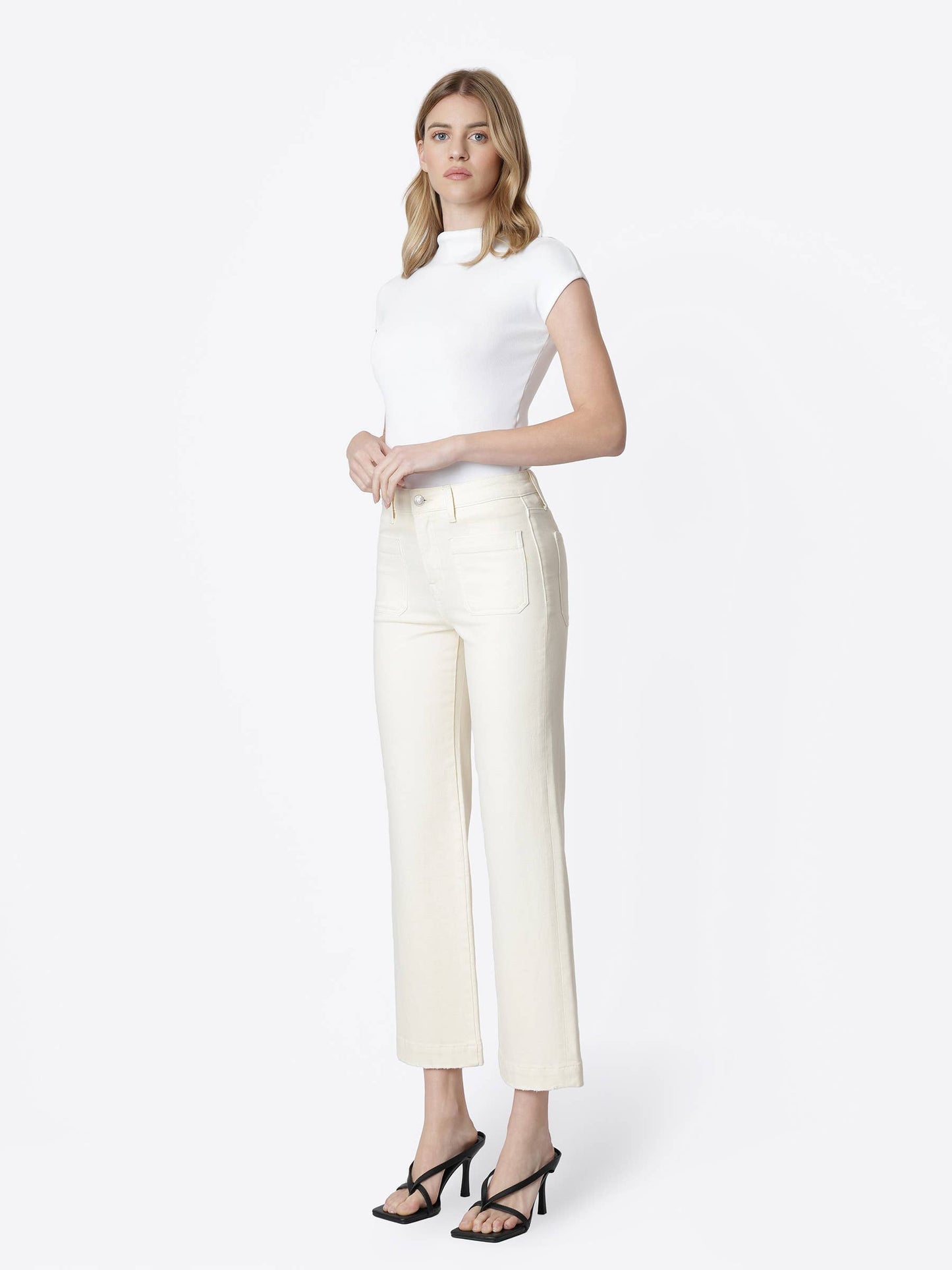 HIGH RISE PATCH POCKET NATURAL SLIM WIDE JEANS T7368NTR